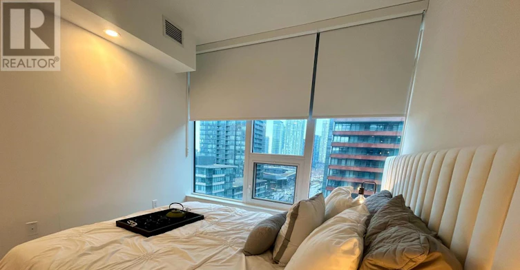 921-3 Concord Cityplace Way, Toronto, ON, M5V 0X4 - 20