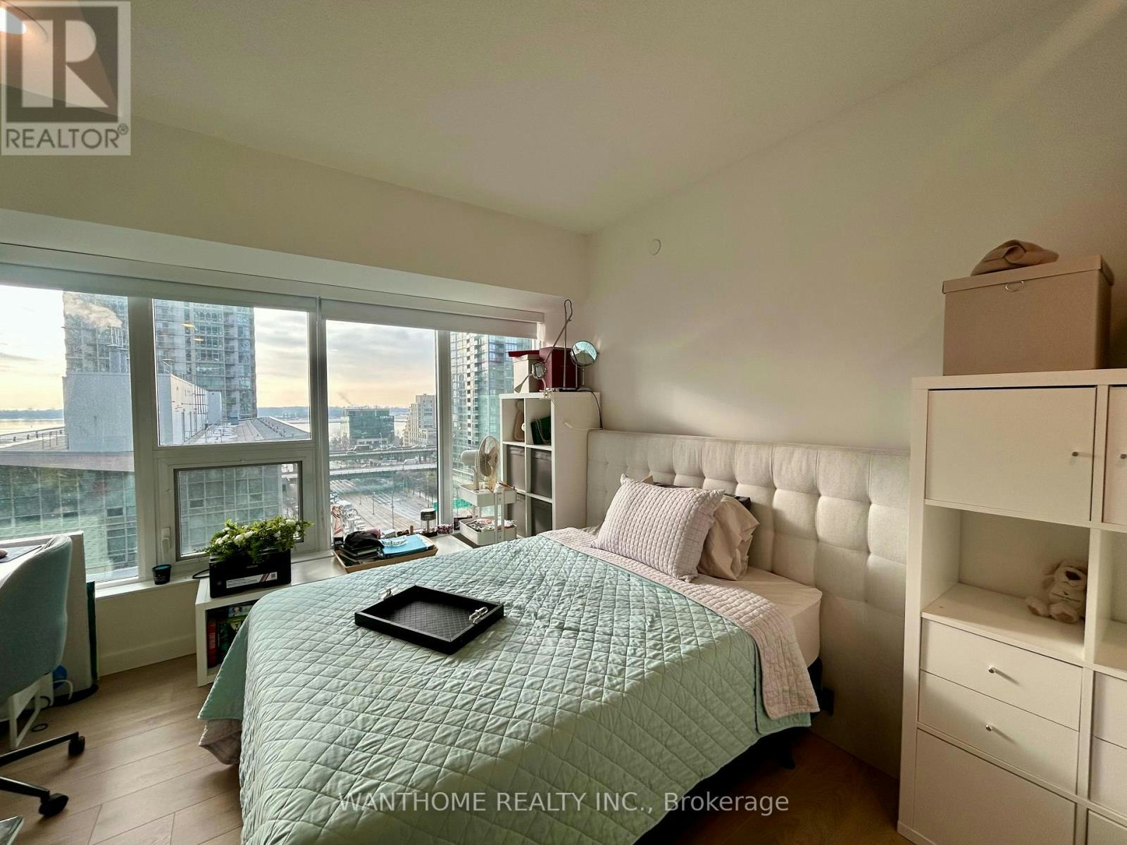 921-3 Concord Cityplace Way, Toronto, ON, M5V 0X4 - 18