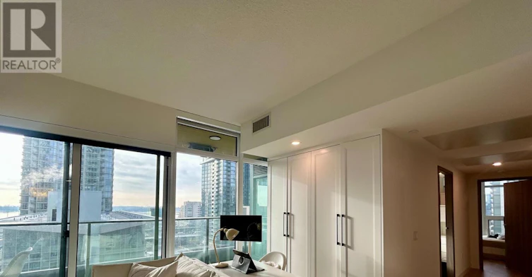 921-3 Concord Cityplace Way, Toronto, ON, M5V 0X4 - 17
