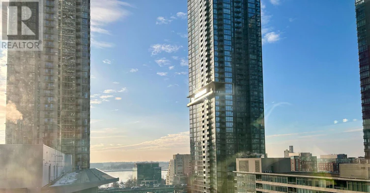 921-3 Concord Cityplace Way, Toronto, ON, M5V 0X4 - 13