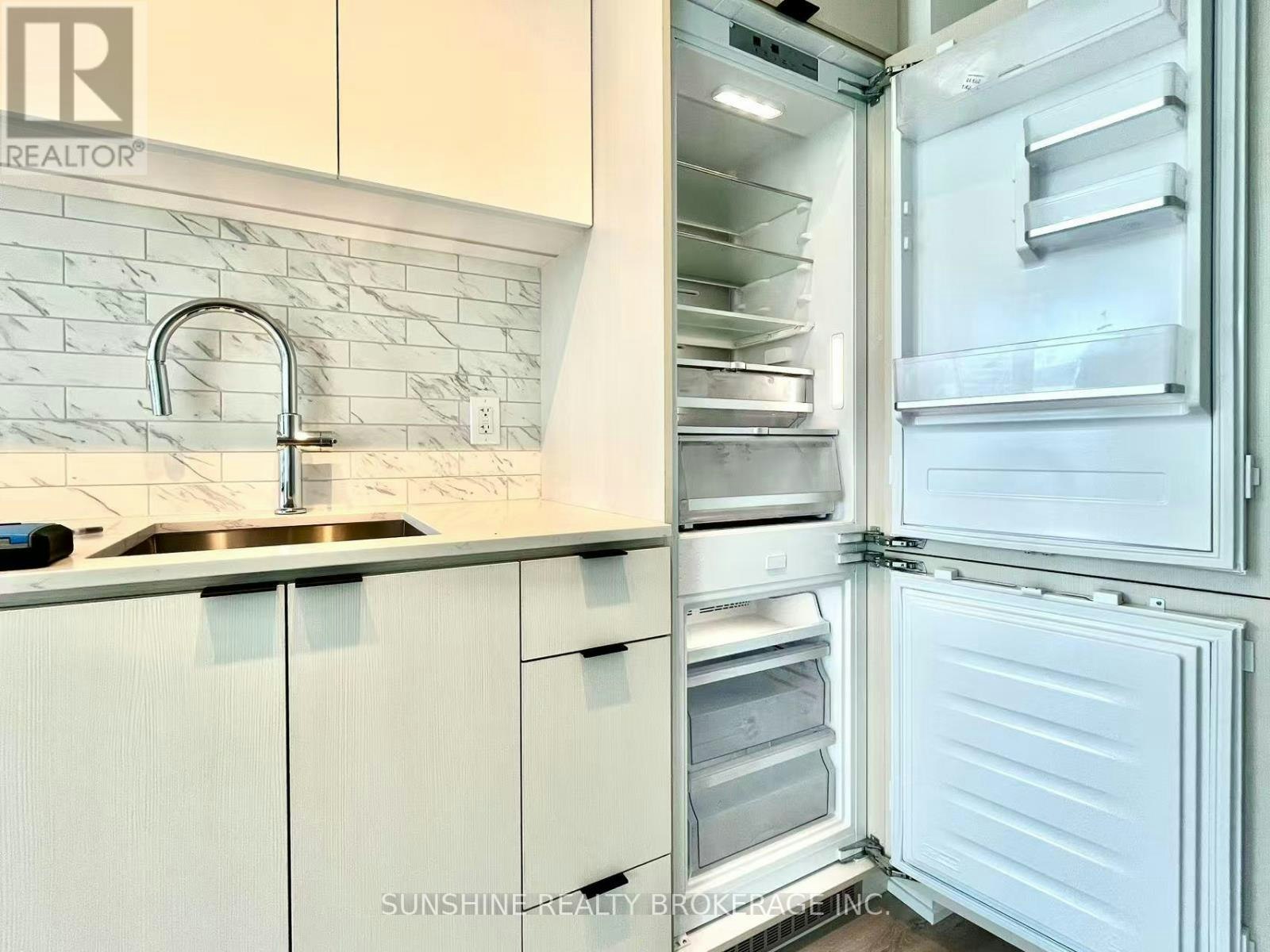 2101-252 Church Street E, Toronto, ON, M5B 0E6 - 18