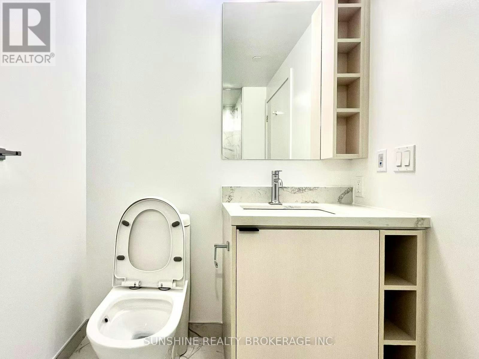 2101-252 Church Street E, Toronto, ON, M5B 0E6 - 16