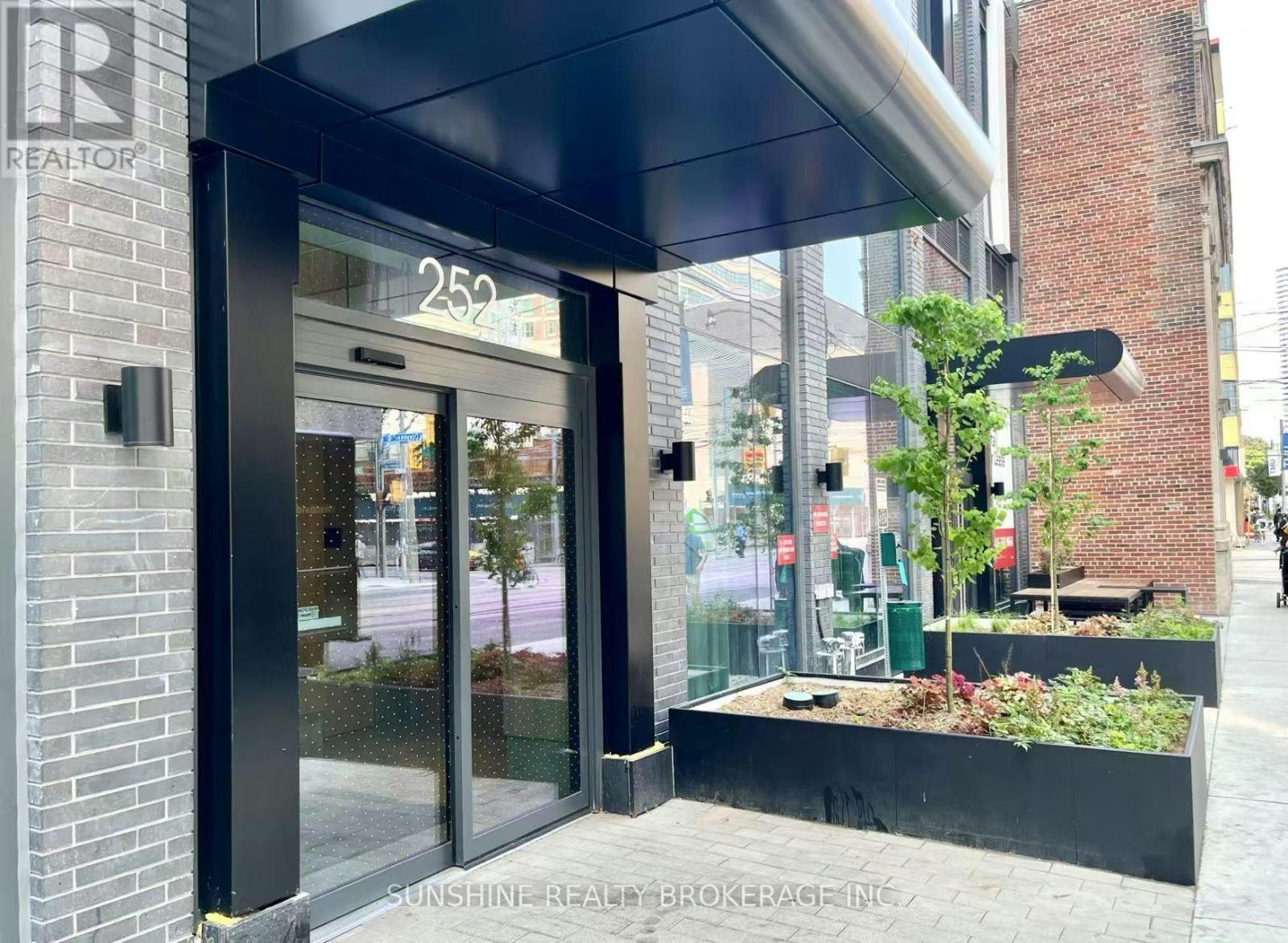 2101-252 Church Street E, Toronto, ON, M5B 0E6 - 2