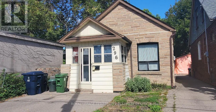 BSMT-296 Lumsden Avenue, Toronto, ON, M4C 2L1