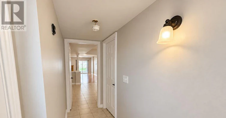 67 Macbride Crescent, Vaughan, ON, L6A 3R3 - 2
