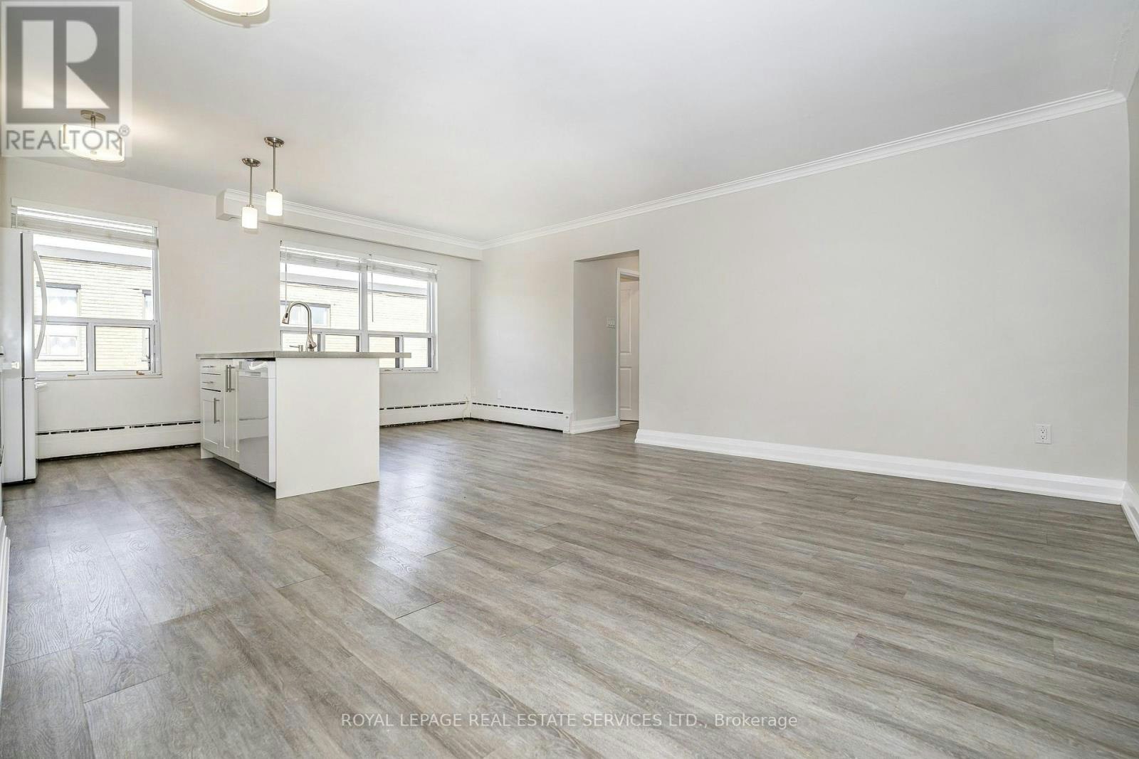 8-2637 Keele Street, Toronto, ON, M6L 2P2 - 10