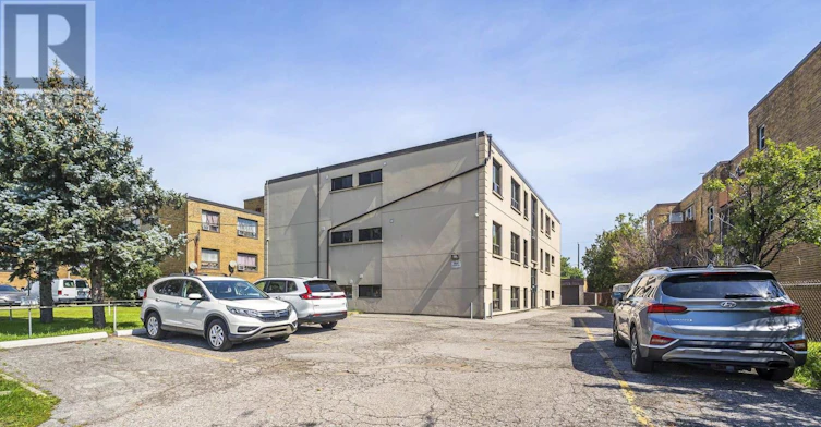 8-2637 Keele Street, Toronto, ON, M6L 2P2 - 7
