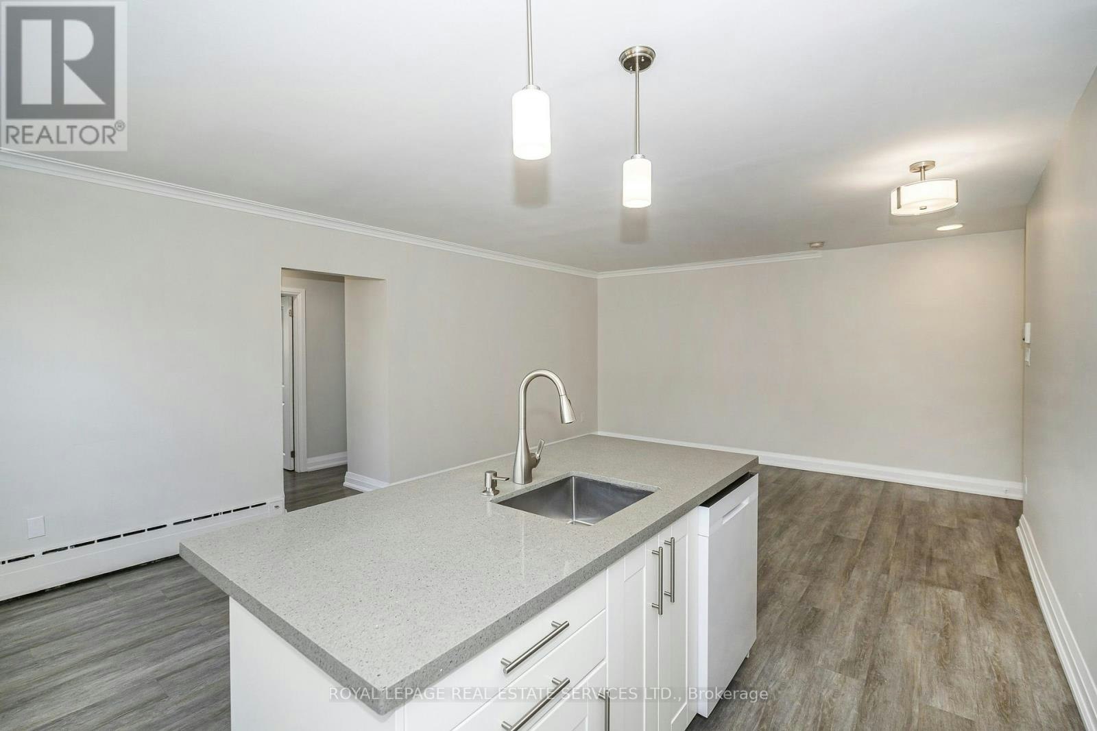 8-2637 Keele Street, Toronto, ON, M6L 2P2 - 18