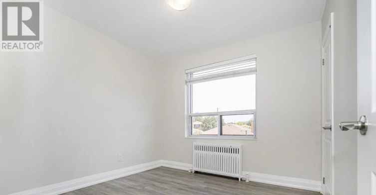 8-2637 Keele Street, Toronto, ON, M6L 2P2 - 23