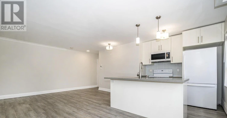 8-2637 Keele Street, Toronto, ON, M6L 2P2 - 12