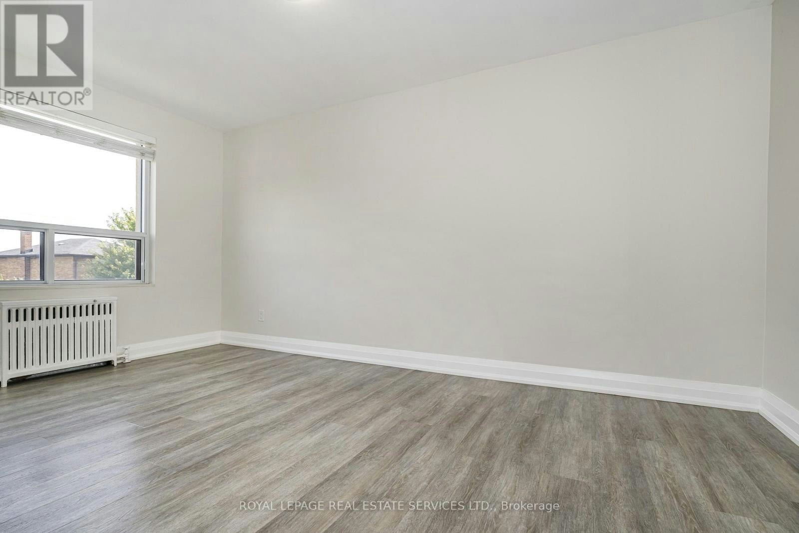 8-2637 Keele Street, Toronto, ON, M6L 2P2 - 19
