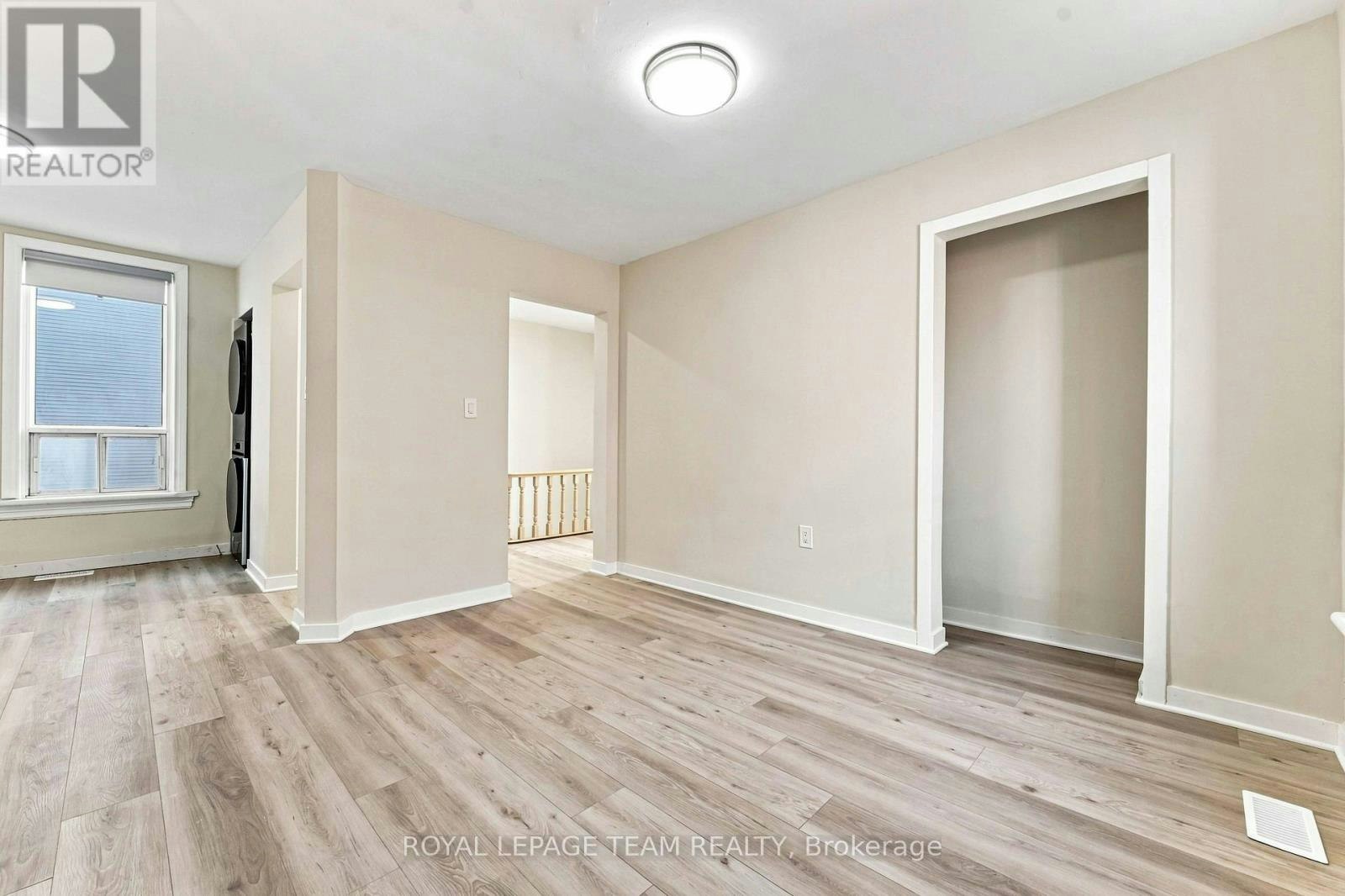 B-13 Balsam Street, Ottawa, ON, K1R 6W6 - 6