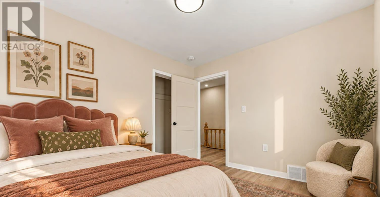 B-13 Balsam Street, Ottawa, ON, K1R 6W6 - 11