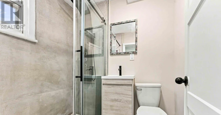 B-13 Balsam Street, Ottawa, ON, K1R 6W6 - 21