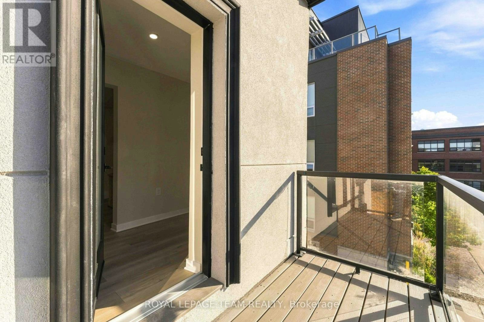 B-13 Balsam Street, Ottawa, ON, K1R 6W6 - 19