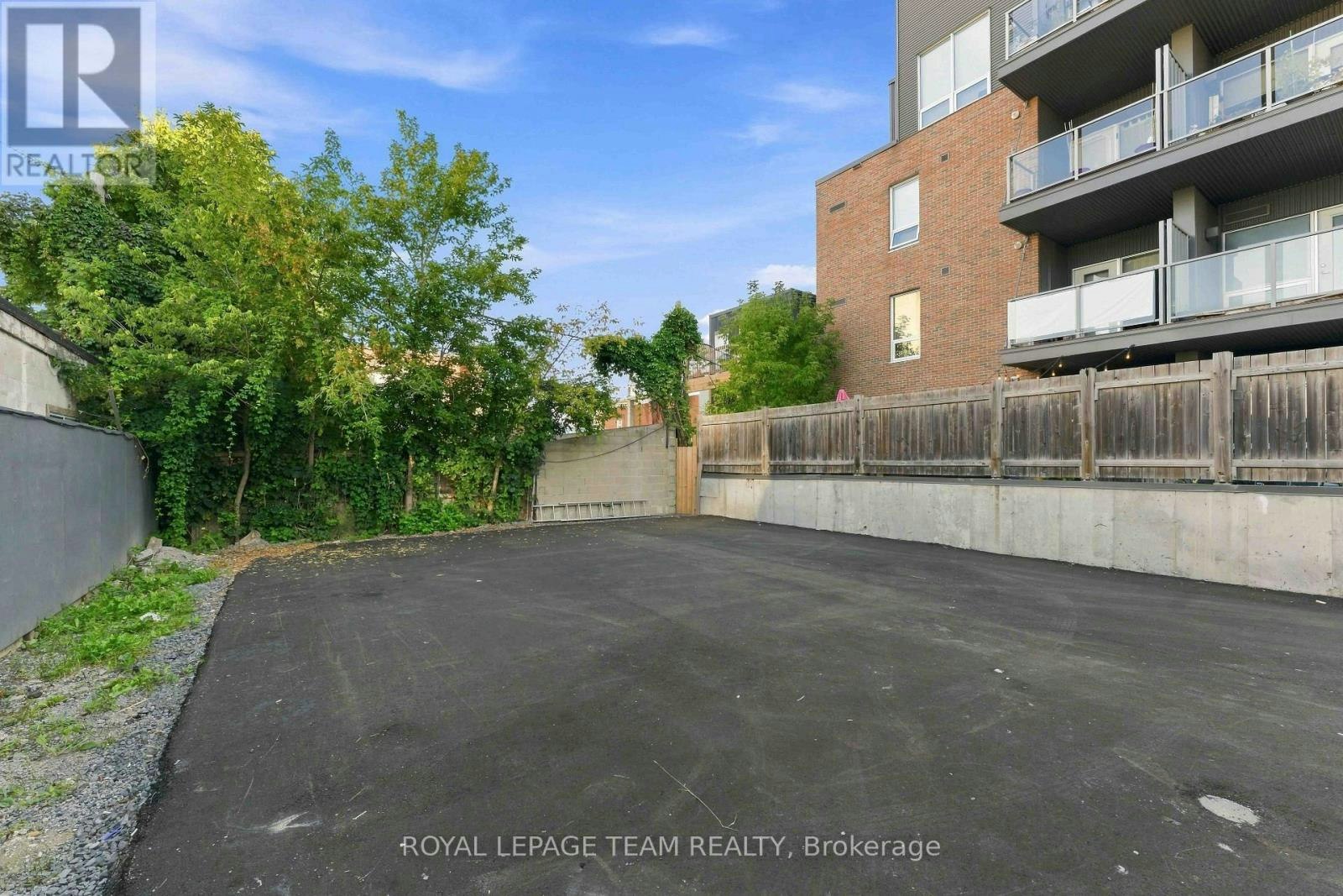 B-13 Balsam Street, Ottawa, ON, K1R 6W6 - 29
