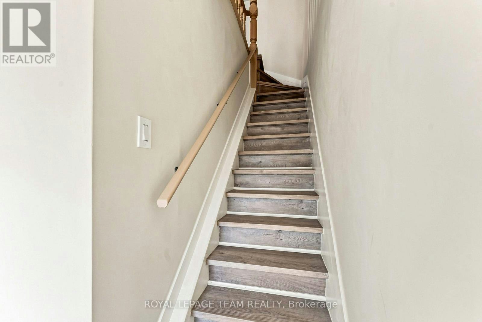 B-13 Balsam Street, Ottawa, ON, K1R 6W6 - 23