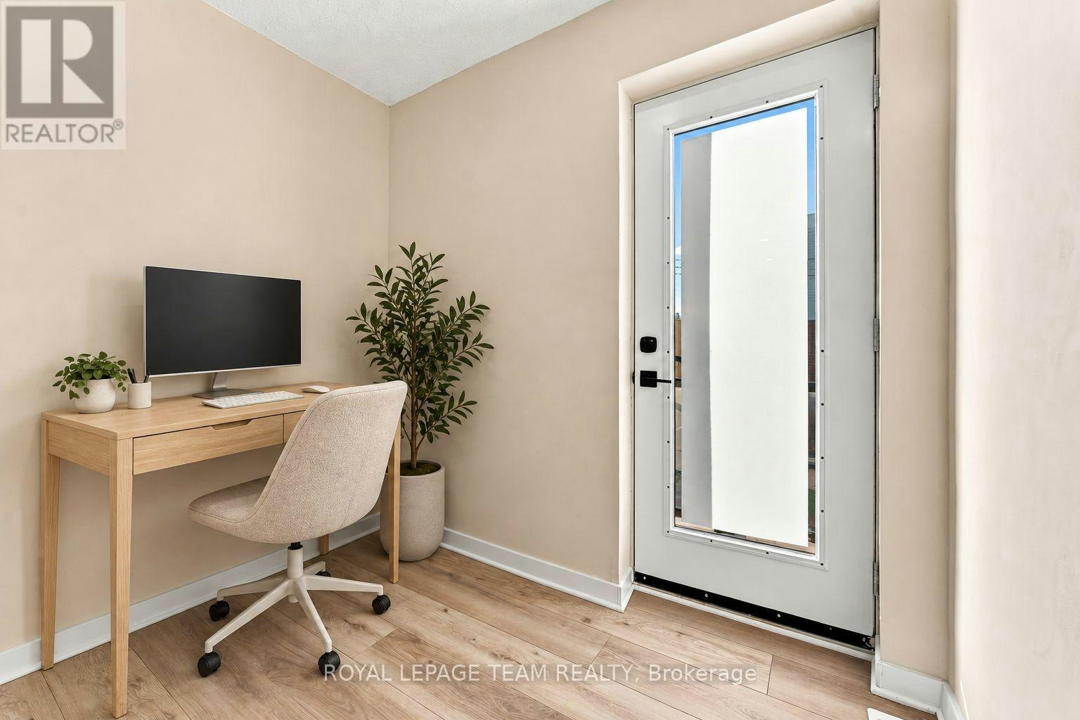 B-13 Balsam Street, Ottawa, ON, K1R 6W6 - 17