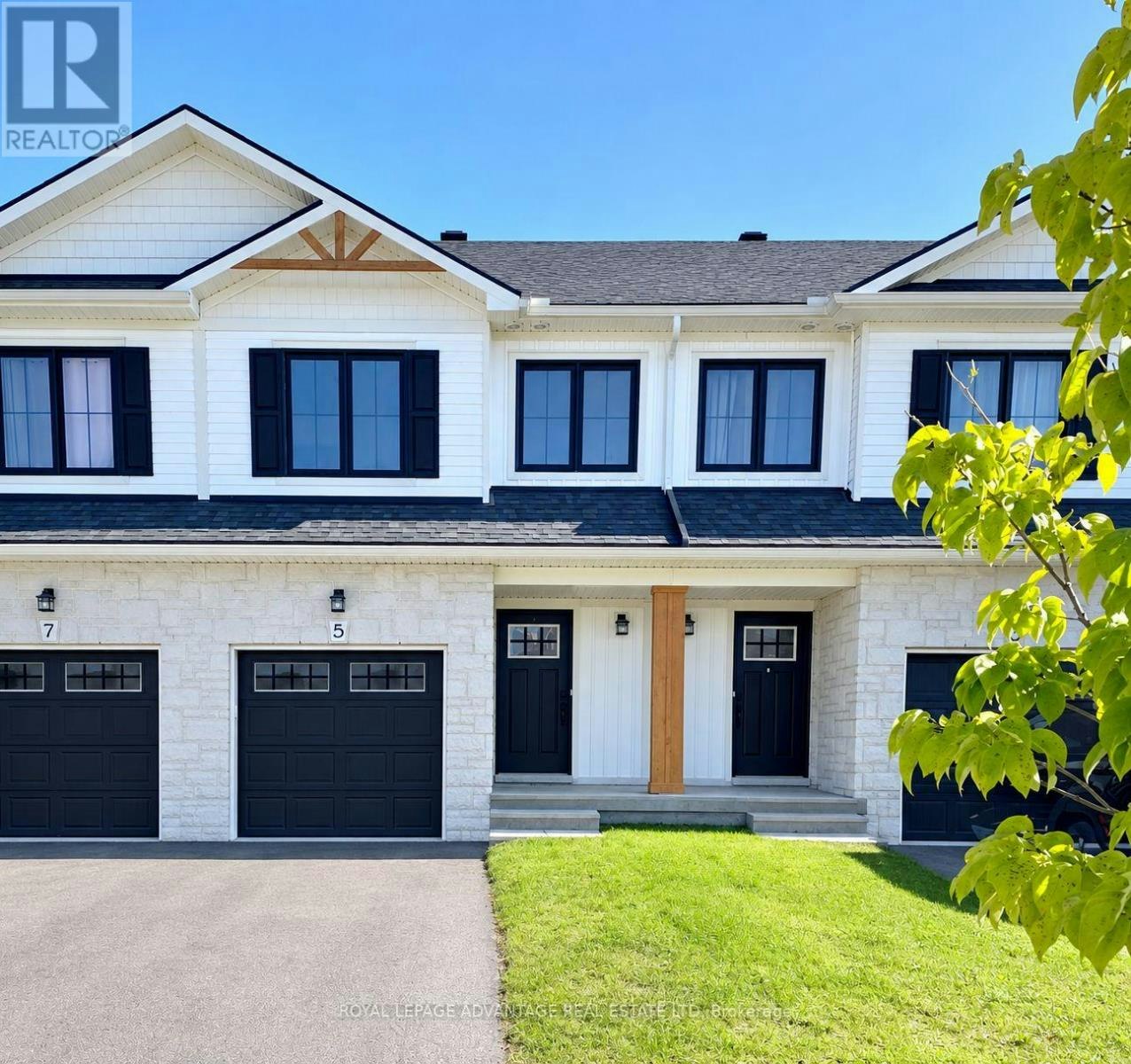 5 Whitcomb Crescent, Smiths Falls, ON, K7A 0C1