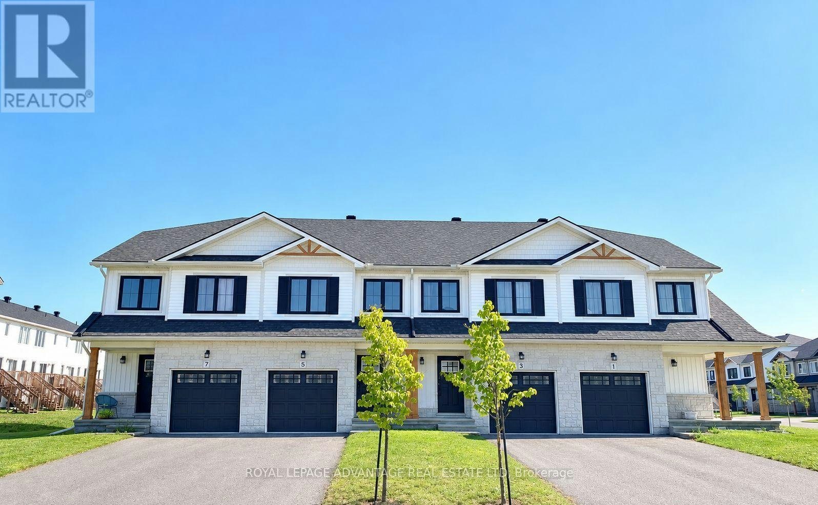 5 Whitcomb Crescent, Smiths Falls, ON, K7A 0C1 - 2