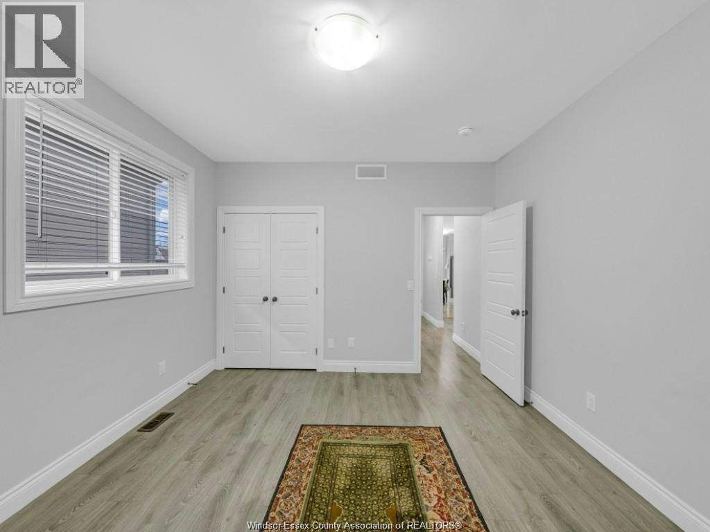 2277 Northway Avenue, Windsor, ON, N9B 3Y3 - 23
