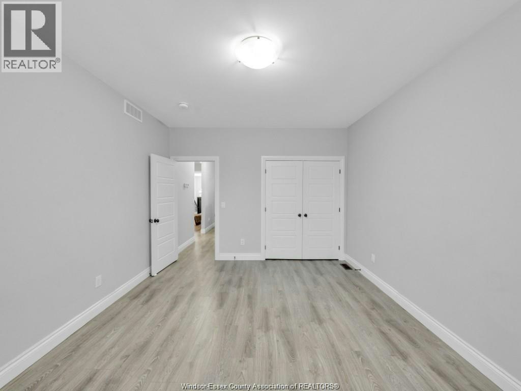 2277 Northway Avenue, Windsor, ON, N9B 3Y3 - 26