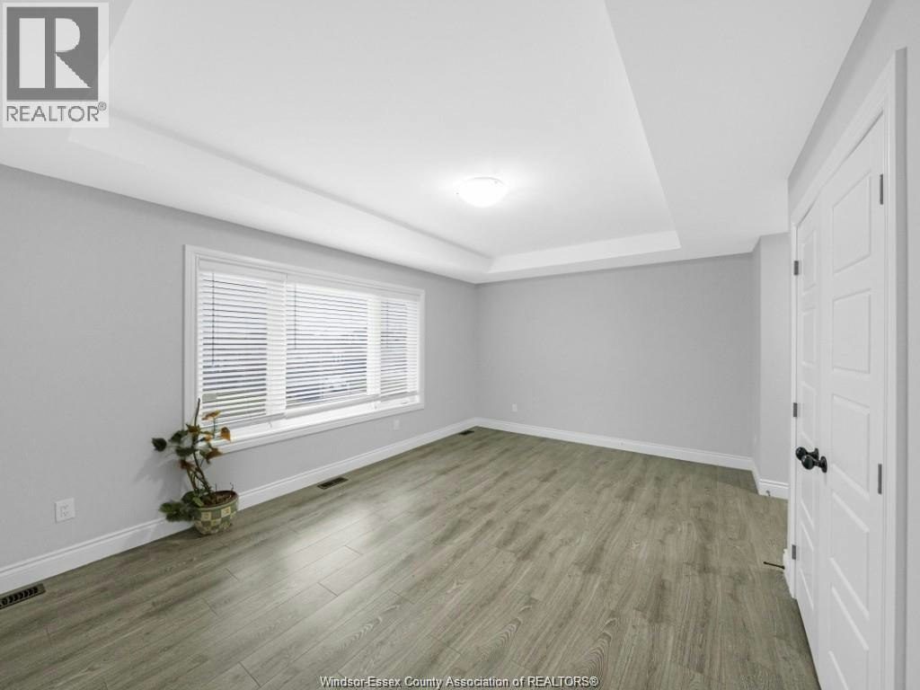 2277 Northway Avenue, Windsor, ON, N9B 3Y3 - 14