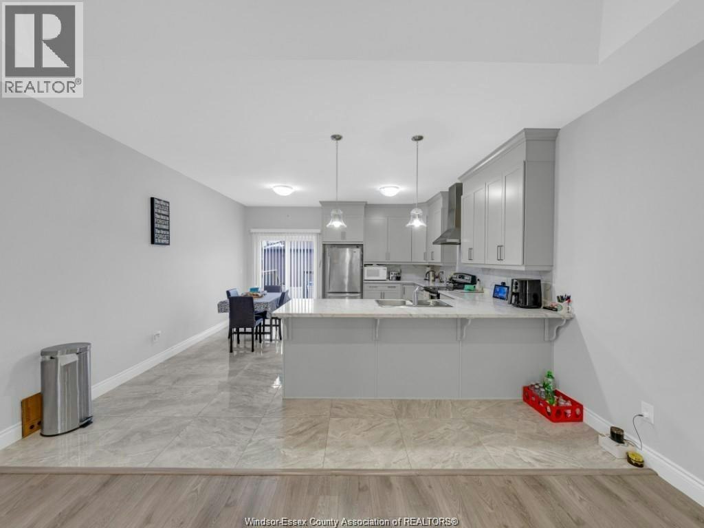 2277 Northway Avenue, Windsor, ON, N9B 3Y3 - 6