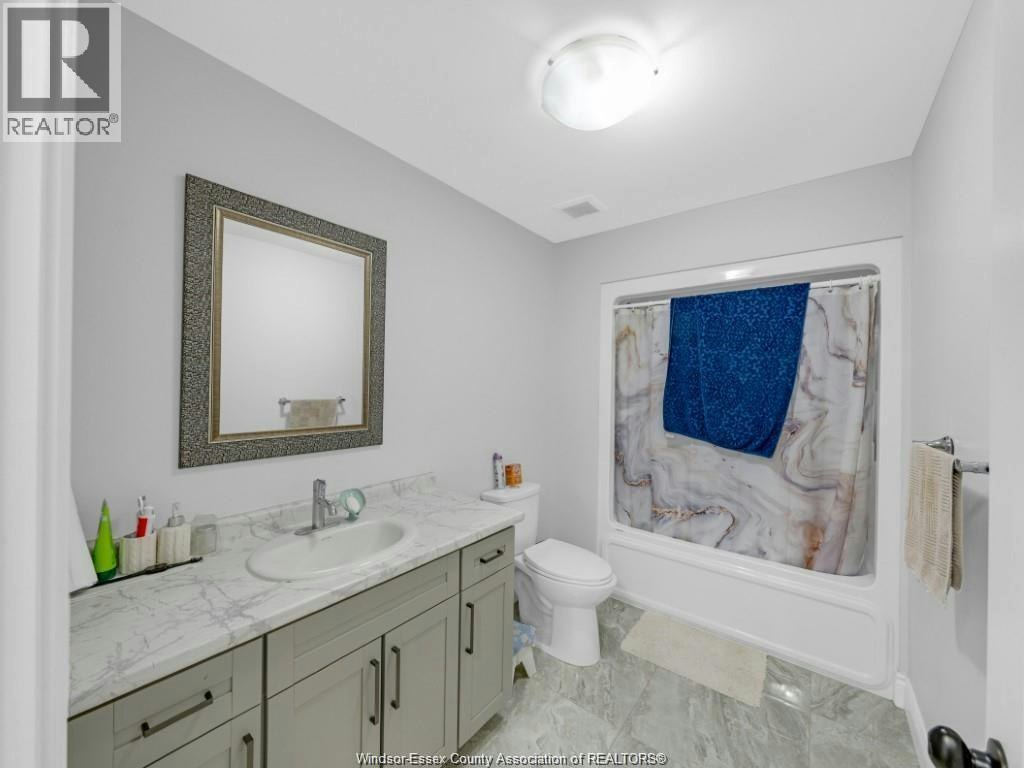 2277 Northway Avenue, Windsor, ON, N9B 3Y3 - 20