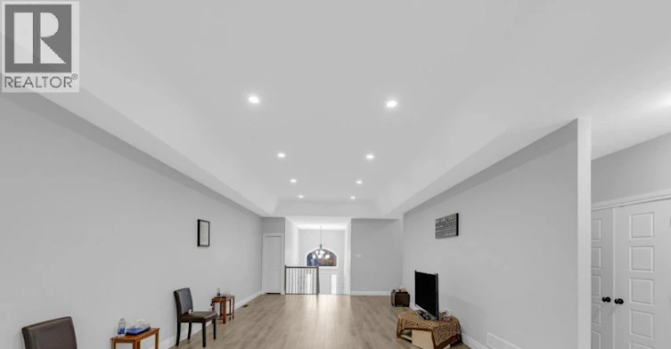 2277 Northway Avenue, Windsor, ON, N9B 3Y3 - 7