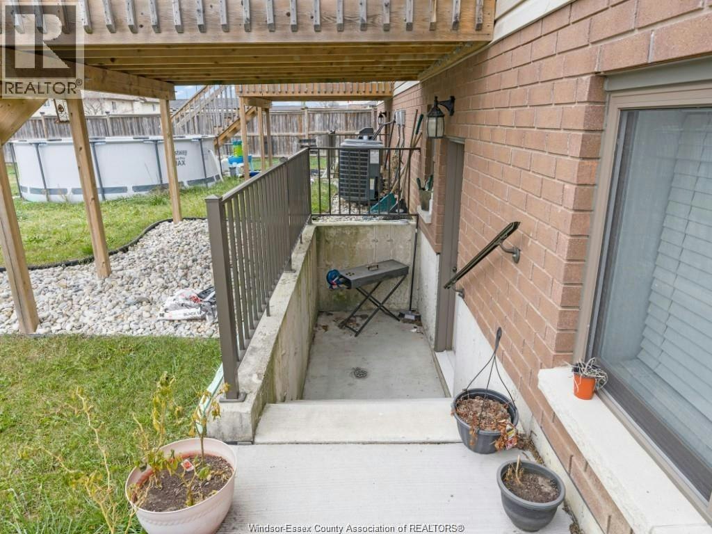 2277 Northway Avenue, Windsor, ON, N9B 3Y3 - 31