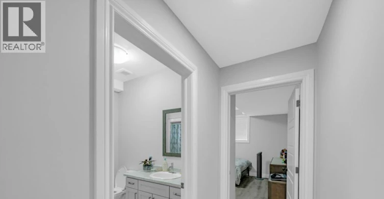 2277 Northway Avenue, Windsor, ON, N9B 3Y3 - 11
