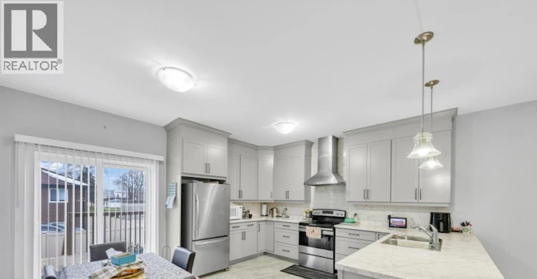 2277 Northway Avenue, Windsor, ON, N9B 3Y3 - 8