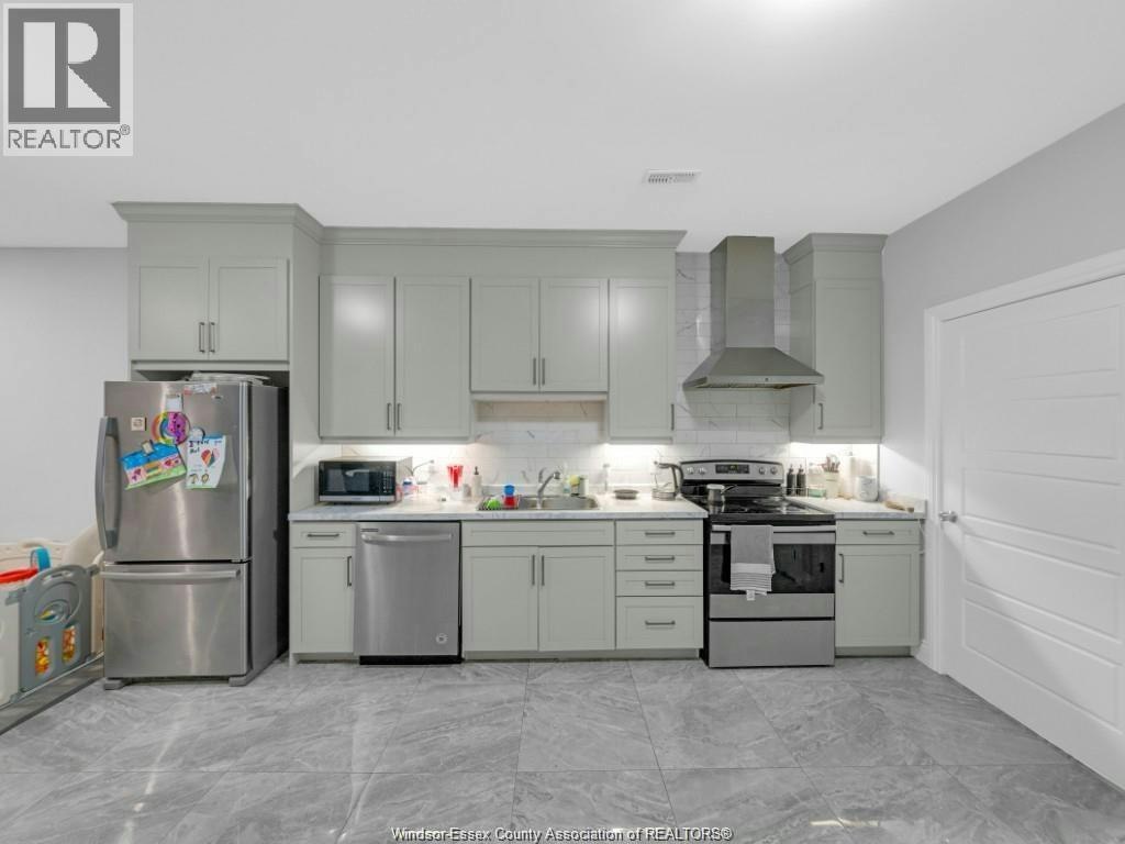 2277 Northway Avenue, Windsor, ON, N9B 3Y3 - 19
