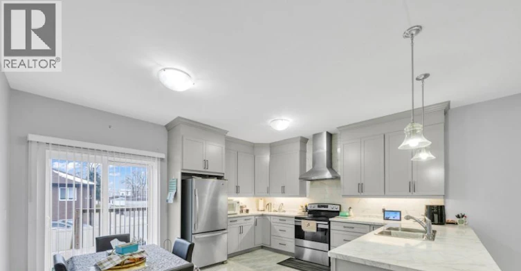 2277 Northway Avenue, Windsor, ON, N9B 3Y3 - 9