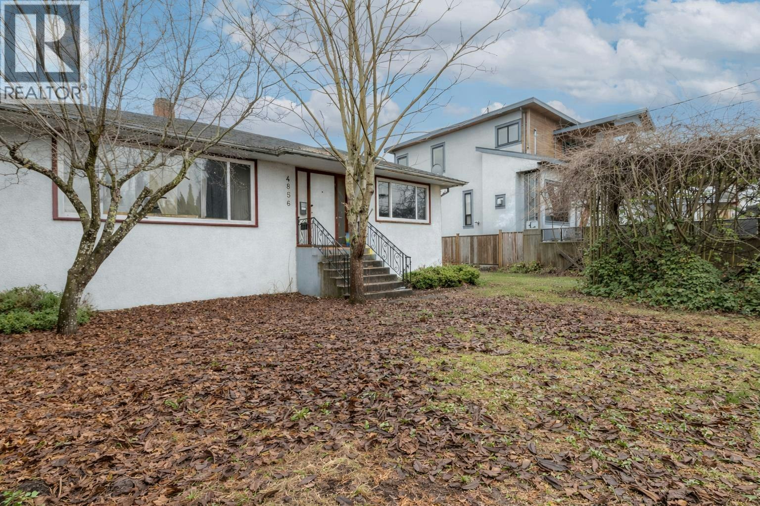 4856 Smith Avenue, Burnaby, BC, V5G 2W4