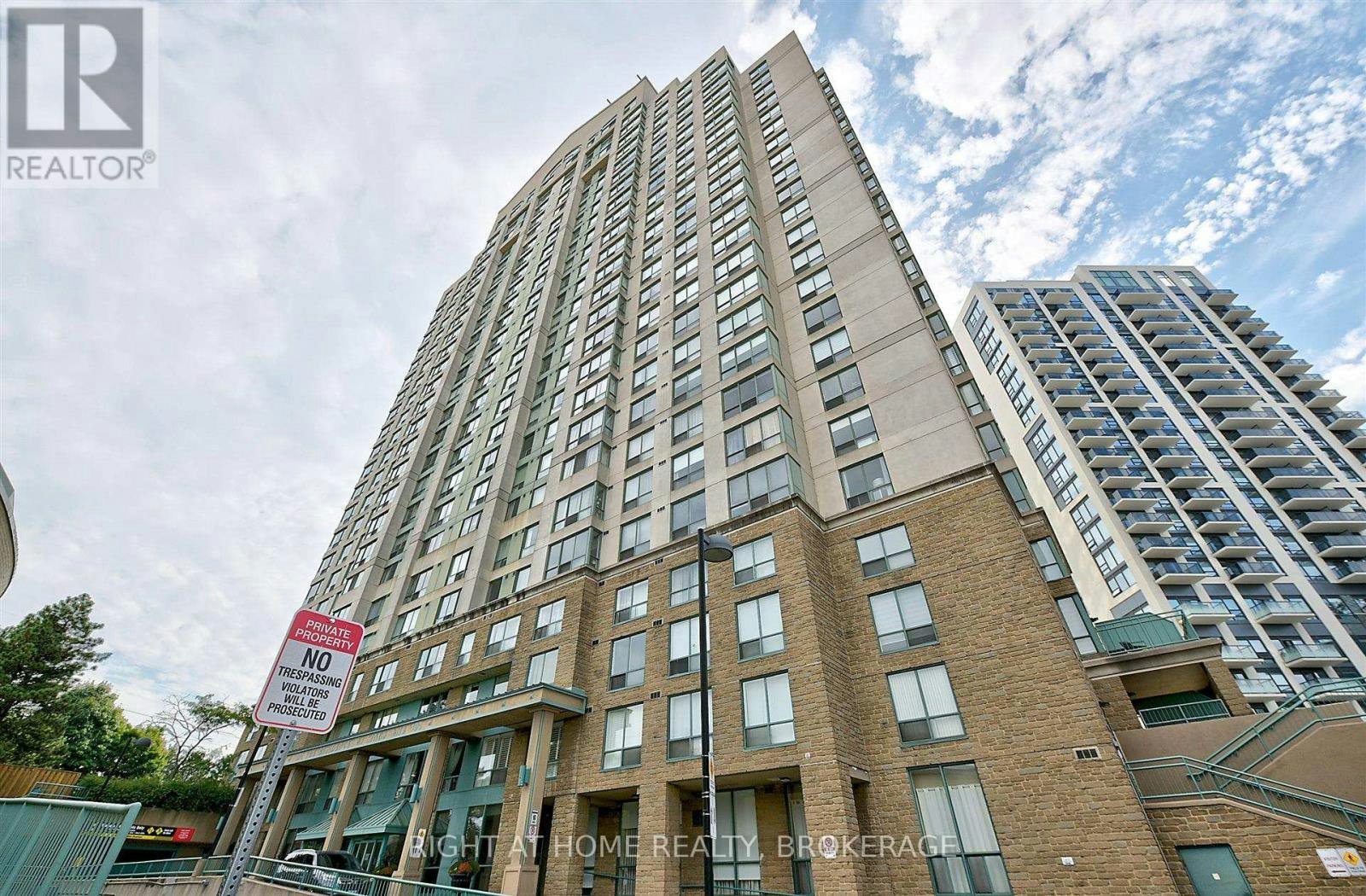 206-101 Subway Crescent, Toronto, ON, M9B 6K4