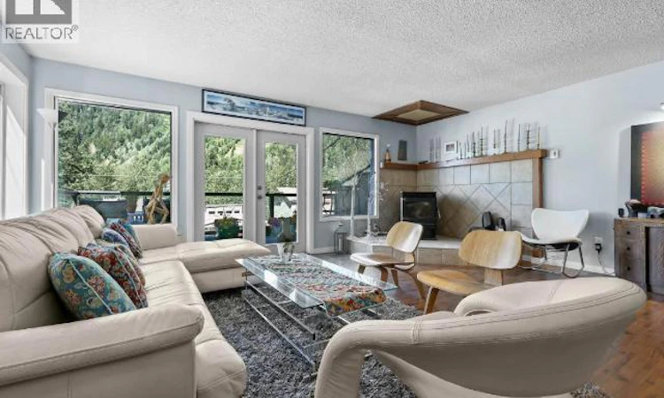 1347 Burfield Drive