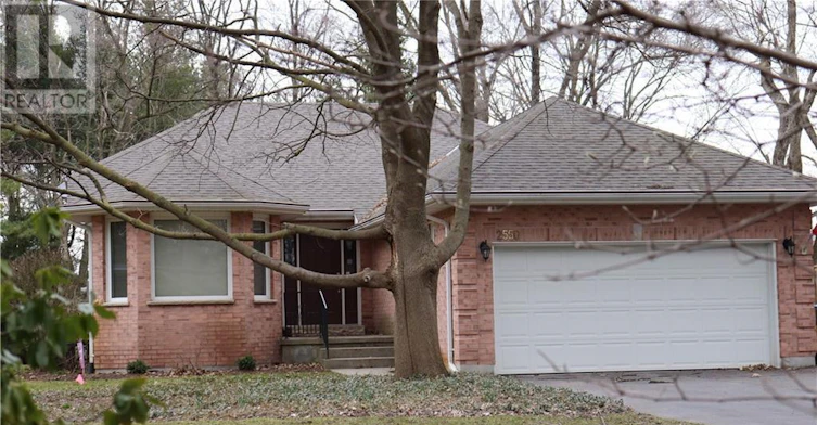 2550 Emerson Street, Strathroy, ON, N0L 1W0 - 26
