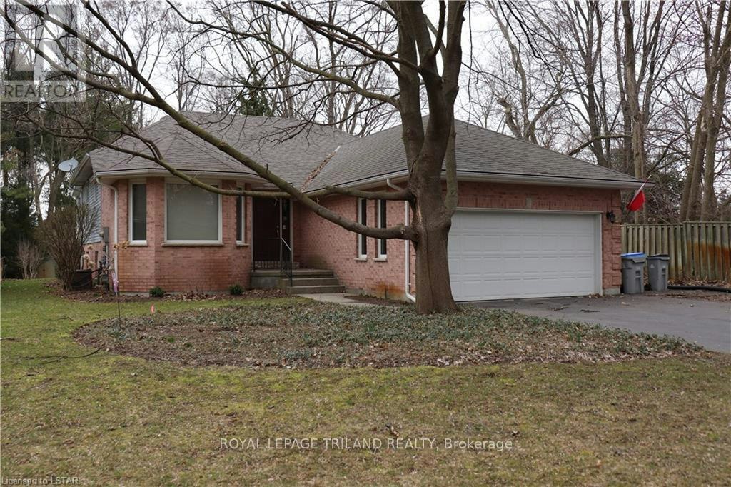 2550 Emerson Street, Strathroy, ON, N0L 1W0 - 2