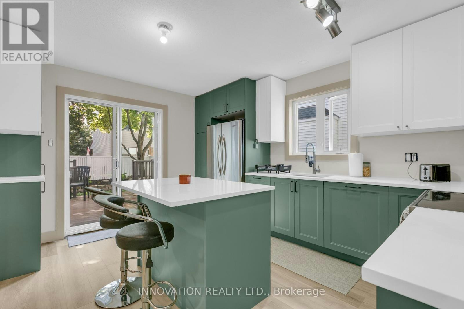 704 Levac Drive, Ottawa, ON, K4A 2R1 - 2