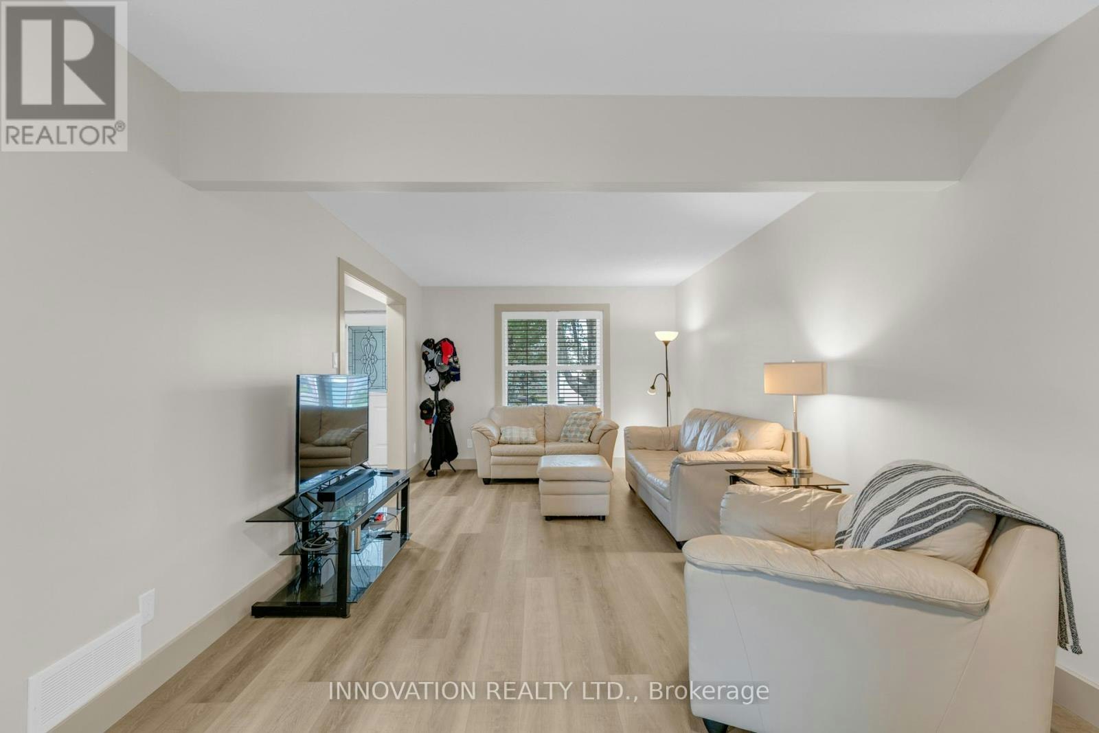 704 Levac Drive, Ottawa, ON, K4A 2R1 - 4