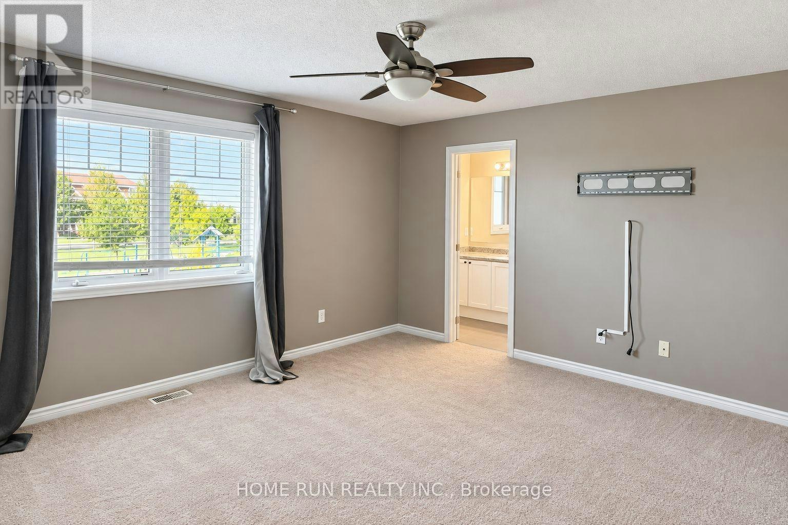 580 Meadowcreek Circle, Ottawa, ON, K2M 0J8 - 16