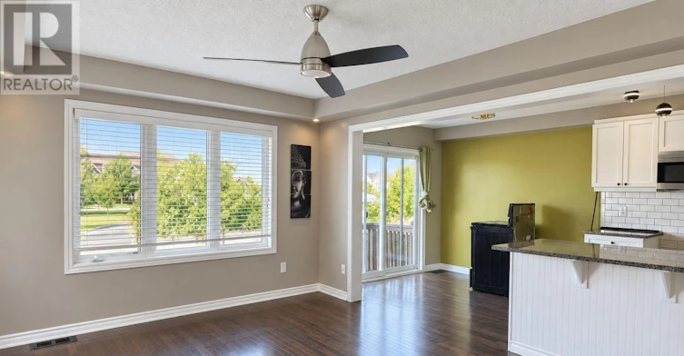580 Meadowcreek Circle, Ottawa, ON, K2M 0J8 - 6