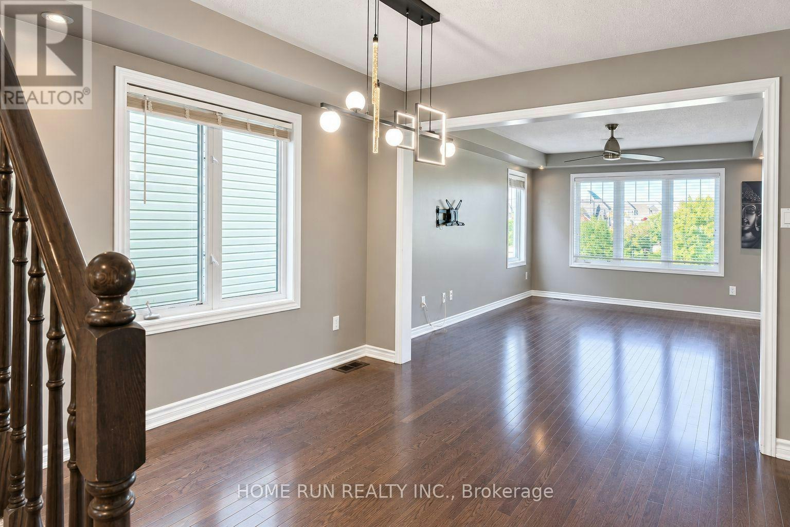 580 Meadowcreek Circle, Ottawa, ON, K2M 0J8 - 4
