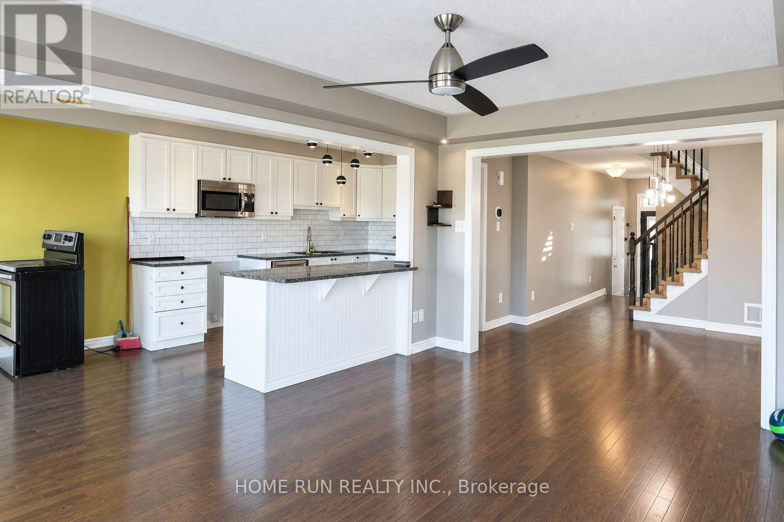580 Meadowcreek Circle, Ottawa, ON, K2M 0J8 - 7