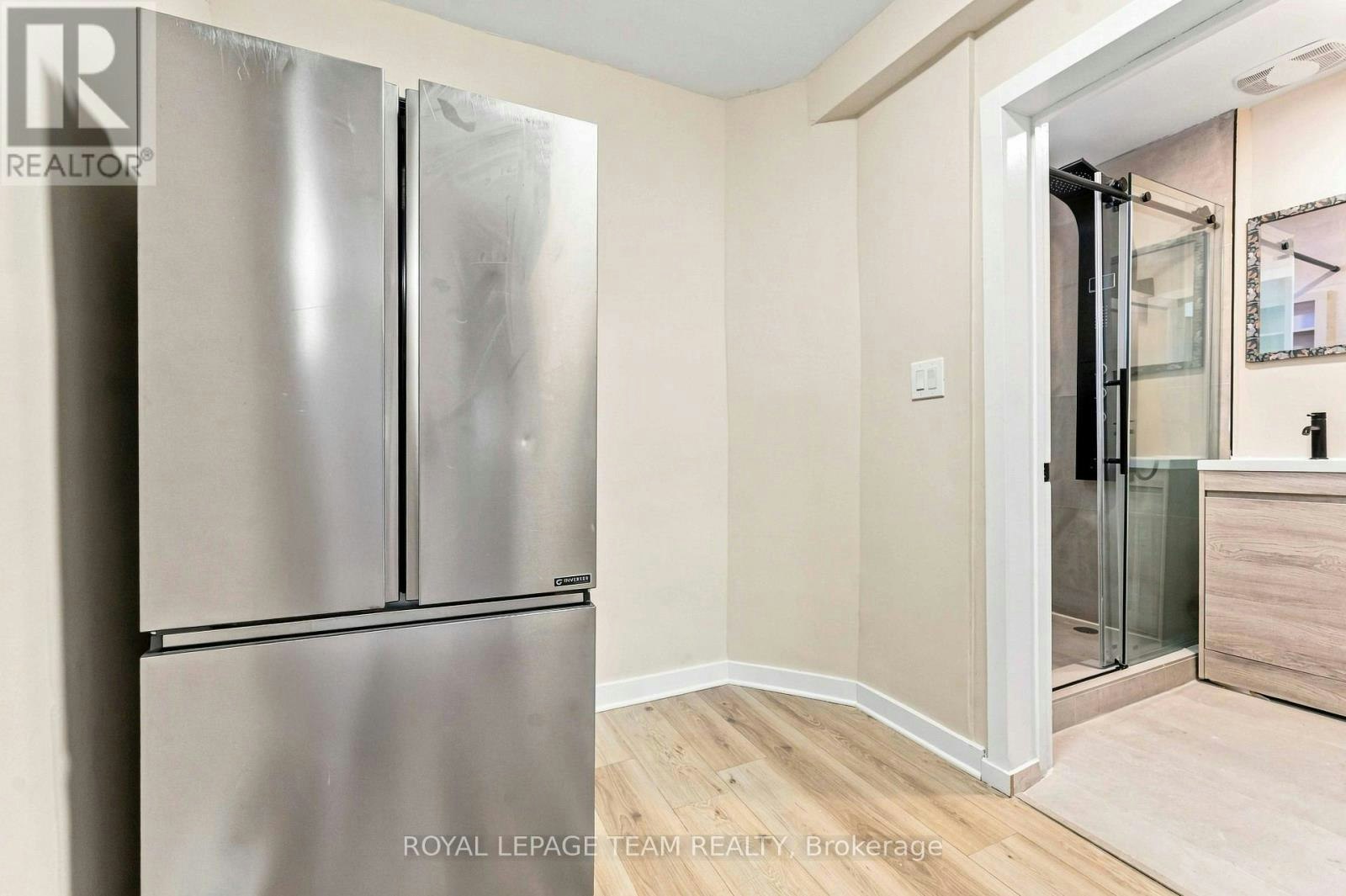 A-13 Balsam Street, Ottawa, ON, K1R 6W6 - 8