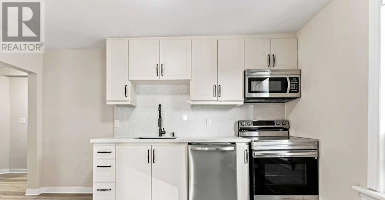 A-13 Balsam Street, Ottawa, ON, K1R 6W6 - 5