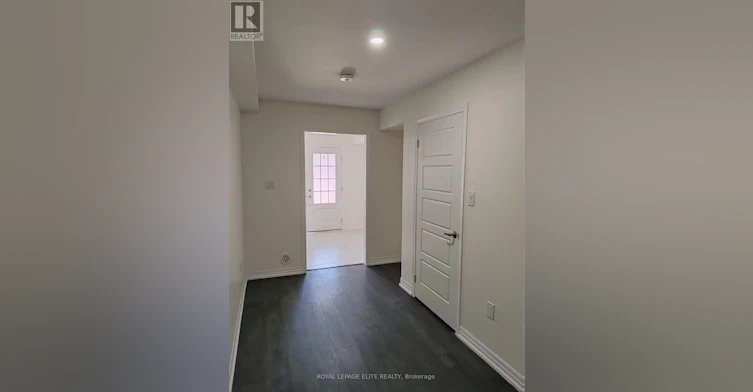 133 Toucan Trail, Oakville, ON, L6H 0Y1 - 7