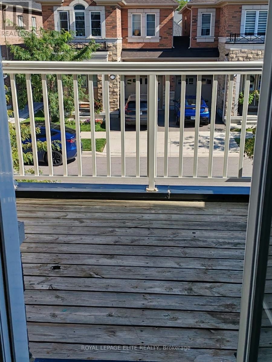 133 Toucan Trail, Oakville, ON, L6H 0Y1 - 5